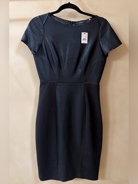Tahari Women’s Short Sleeve Black Faux Leather Heavy Knit Dress size 4